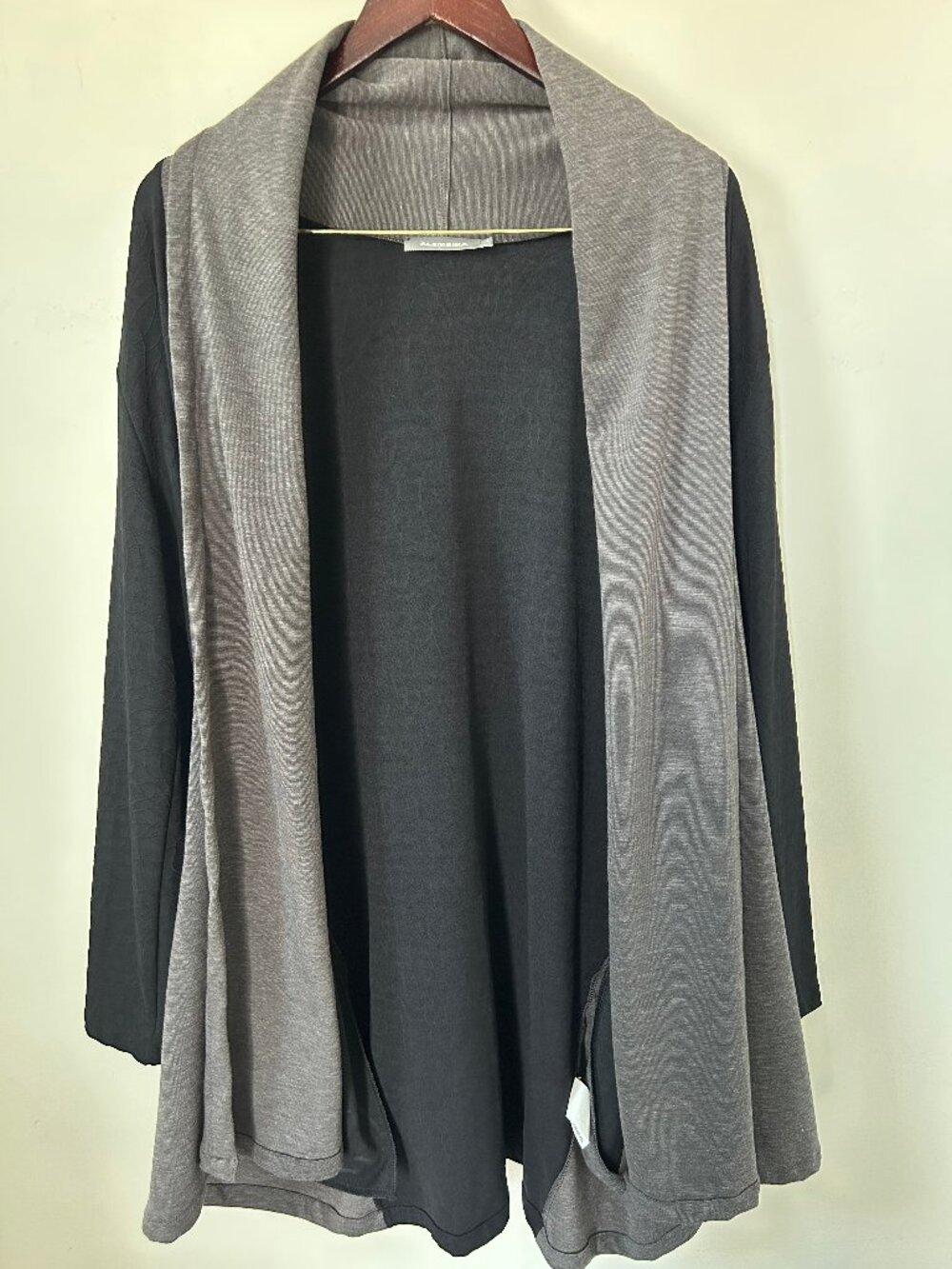 Alembika Long Open Front Cardigan Gray Black Colorblock Textured Women's Size 4
